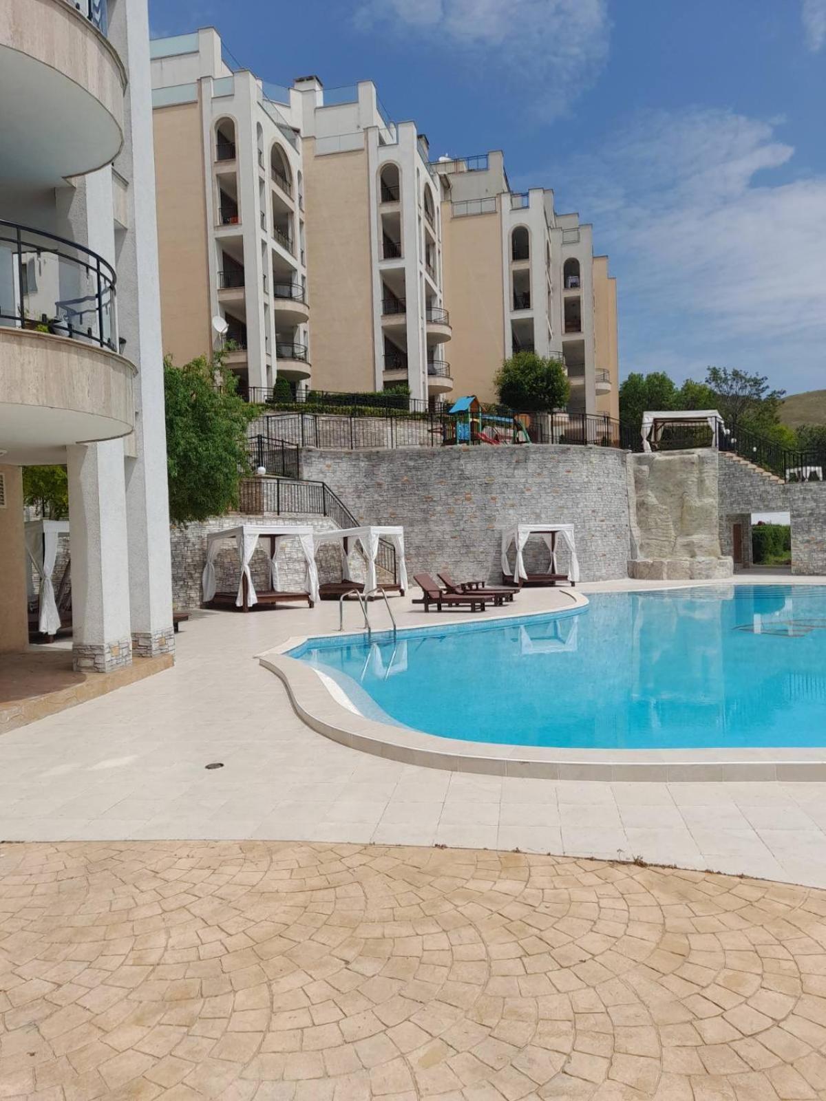 Queen'S Garden Balchik Apartment Kültér fotó