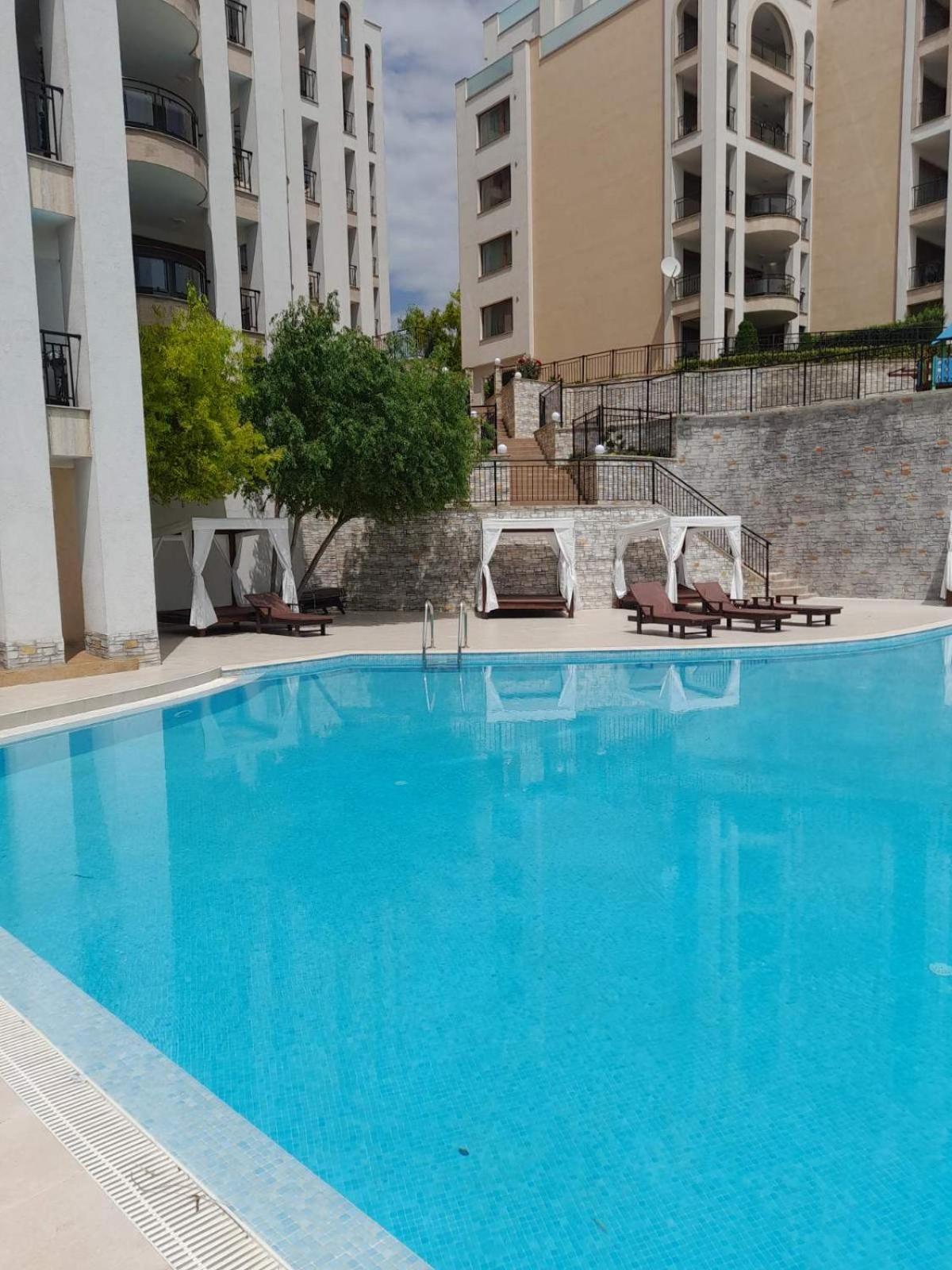 Queen'S Garden Balchik Apartment Kültér fotó