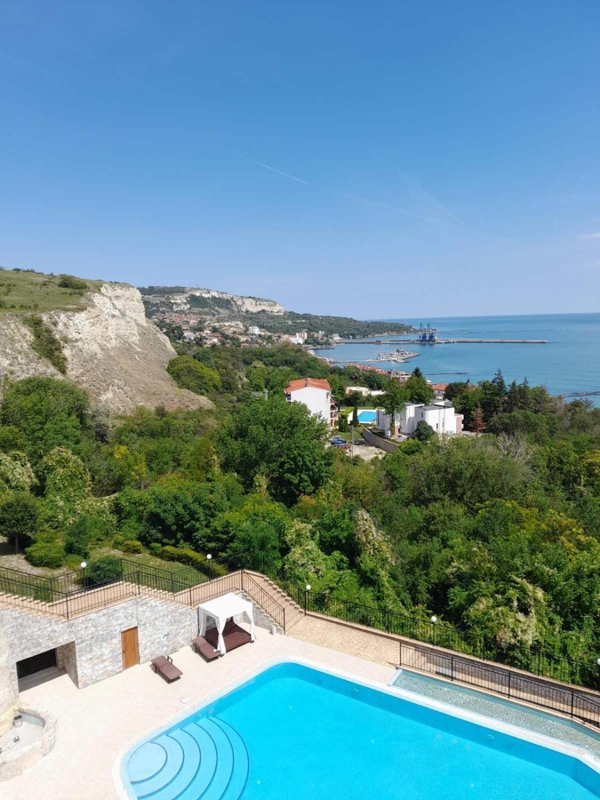 Queen'S Garden Balchik Apartment Kültér fotó